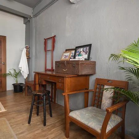 Better Moon Guesthouse