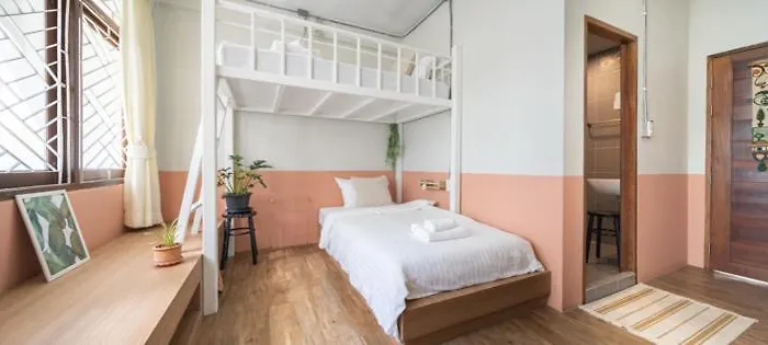 Better Moon Bed & Breakfast Bangkok