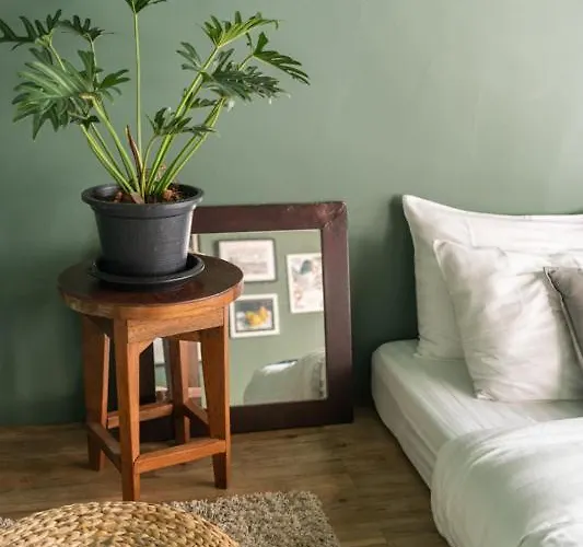 Better Moon Bed & Breakfast Bangkok