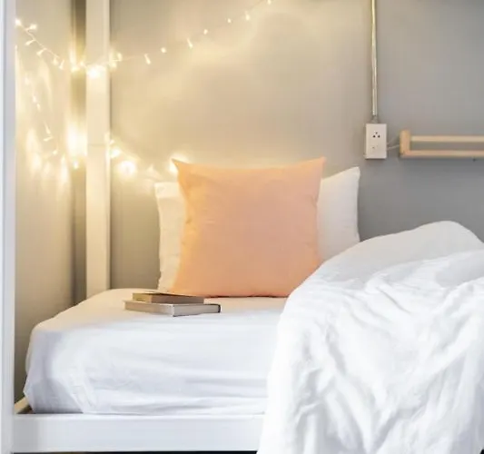 Better Moon Bed & Breakfast 3*